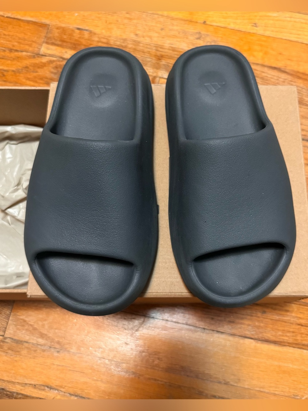 adidas YZY Slide